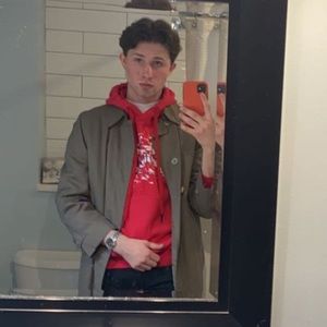 Meet your Posher, Cole